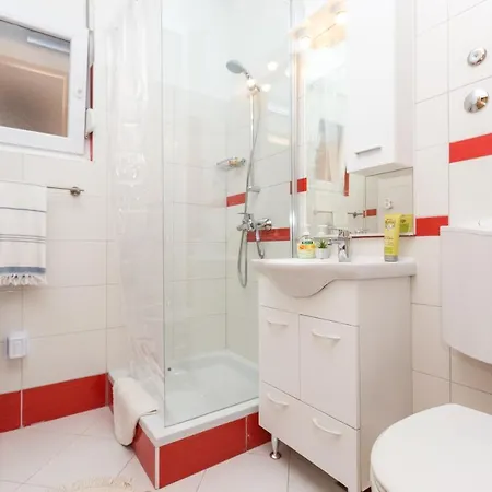 Apartamento Emzi *